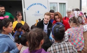 DEÜ'den depremzede çocuklara 'Oyuncak Atölyesi'