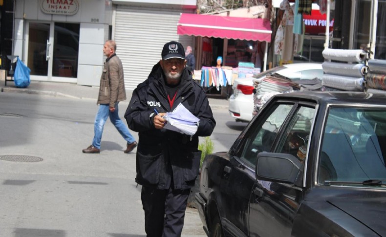 İzmir’in gönüllü polisi Sinan Amca