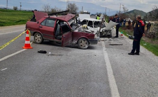 Tire’de trafik kazası: 1 ölü, 2 yaralı