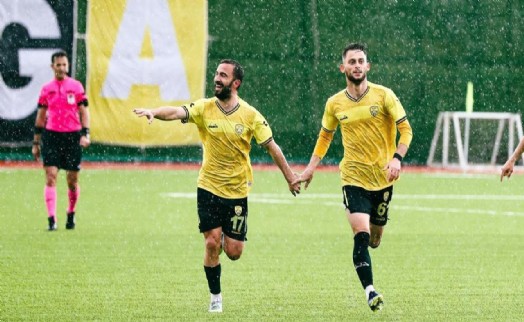 Aliağaspor FK, liderliğini sürdürdü