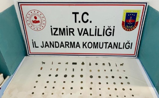 Tarihi eser kaçakçısı kıskıvrak yakalandı