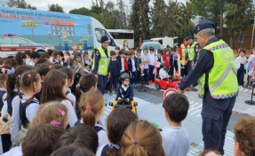 Jandarmadan öğrencilere trafik eğitimi