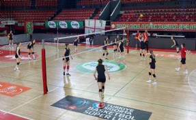 KSK Voleybol, Yeşilyurt maçının hazırlıklarını sürdürüyor
