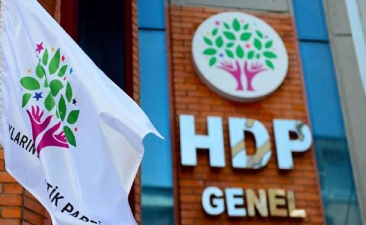 AYM, HDP'nin sözlü savunma tarihini erteledi
