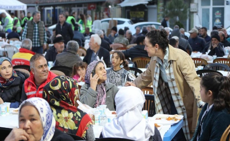 Efes Selçuk Ramazan'da dayanışmayı büyütüyor