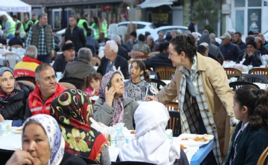 Efes Selçuk Ramazan'da dayanışmayı büyütüyor