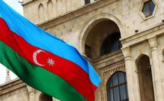 Azerbaycan, sınırda uçuş yapan İran'a nota verdi!