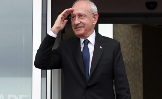 Kılıçdaroğlu’ndan ilk seçim afişi