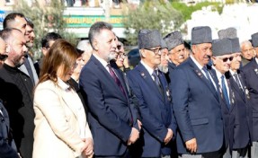 Bayraklı, Çanakkale Zaferi'ni kutladı