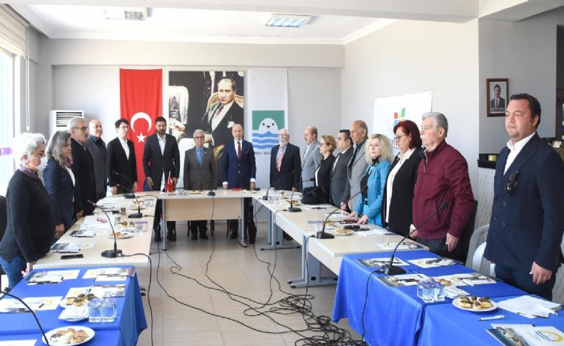 İzmir Kent Konseyleri Birliği Foça’da toplandı