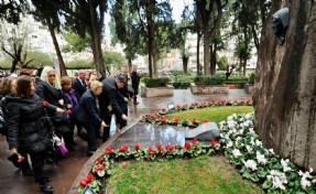 Zübeyde Anne'nin huzurunda 8 Mart anması