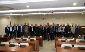 Karabağlar Belediyesi muhtar toplantıları başladı