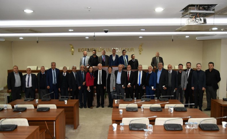 Karabağlar Belediyesi muhtar toplantıları sona erdi