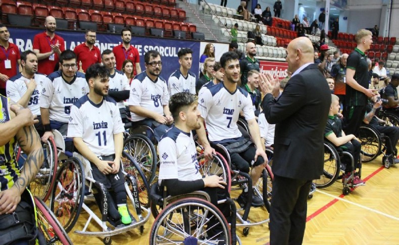 İzmir Büyükşehir Belediyesi dev organizasyonu ikinci sırada tamamladı