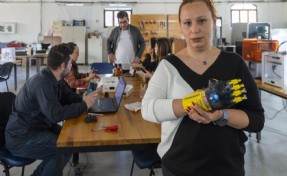 FabrikaLab İzmir’de Robotel üretildi