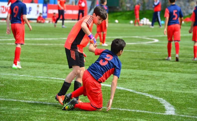 Uluslararası 12 yaş altı İzmir Kupası başlıyor