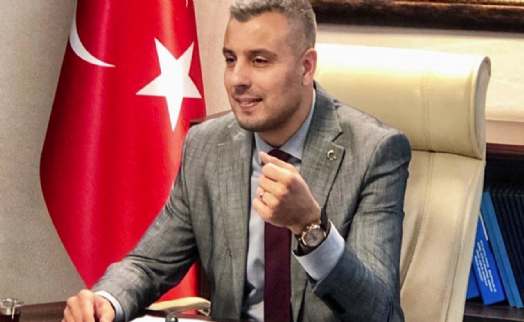 SGK İzmir İl Müdürü Kurt: EYT'li vatandaşlarımıza hayırlı olsun