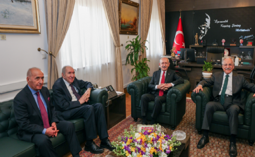 Kılıçdaroğlu, CHP'nin eski genel başkanlarını TBMM’de ağırladı