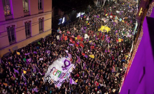 Feminist Gece Yürüyüşü yasaklandı