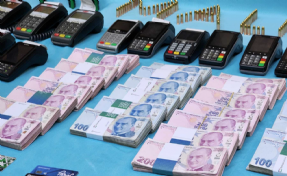 9 ilde bankaları 100 milyon lira dolandıran 9 şüpheli tutuklandı