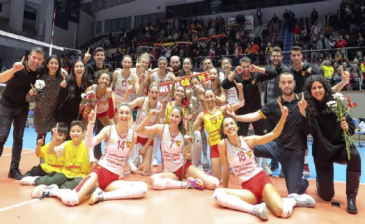 Göztepe Voleybol, liderlik takibini sürdürüyor