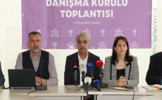 HDP, seçimlere Yeşil Sol Parti çatısı altında girmeye karar verdi