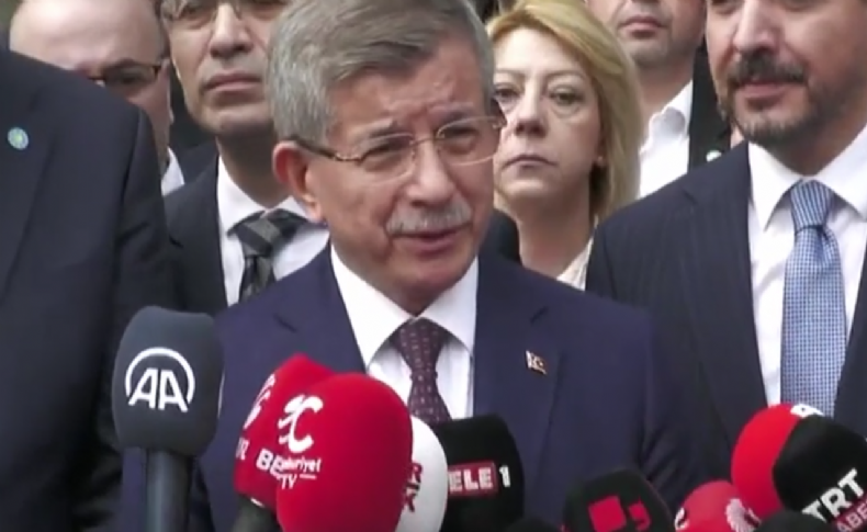 Davutoğlu: Sayın Erdoğan’ı bir kez daha uyarıyorum