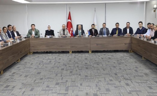 AK Parti İzmir “Evim Yuvan Olsun” dedi