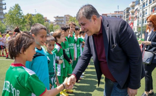 Karşıyaka Belediyesi U12 Futbol Turnuvası gerçekleştirdi