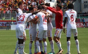 Göztepe seriye bağladı! Sarı kırmızılıların yükselişi sürüyor!