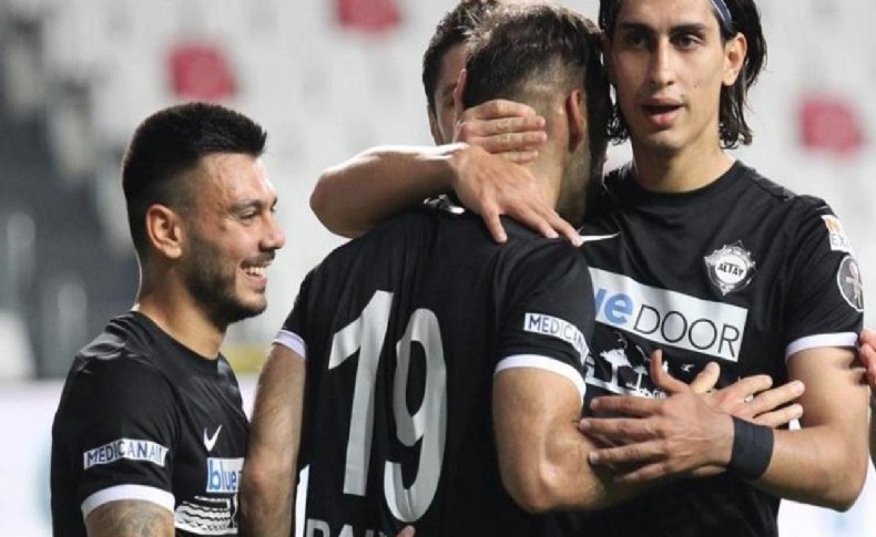Altay, Sakaryaspor'u 3 golle devirdi