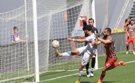 Karşıyaka evinde 2 puan bıraktı!
