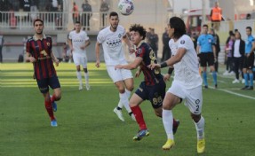 İzmir'de derbi heyecanı! Dev rekabette 31. randevu