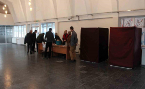 Yurt dışı seçmenler için oy kullanma işlemi başladı