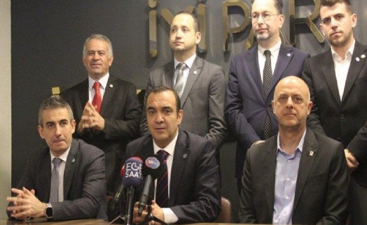 İYİ Parti İzmir bayramlaşmasına ÇIRAY damgası!
