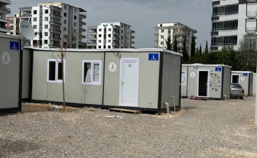 İzmir Büyükşehir Belediyesi’nin Adıyaman’da kurduğu konteyner kent hizmete girdi