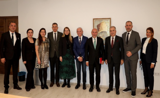 İzmir’deki fuarları birlikte büyütecekler