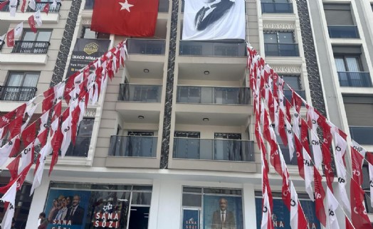 CHP İzmir'den Karşıyaka'ya dev seçim üssü!