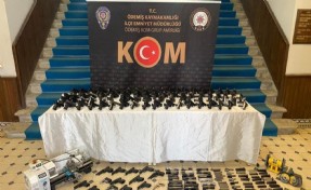 Polisin yakaladığı silah taciri çıkarıldığı mahkemece serbest bırakıldı