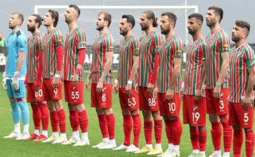 Karşıyaka play-off hattından uzaklaştı