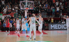 Pınar Karşıyaka, Büyükçekmece Basketbol deplasmanında