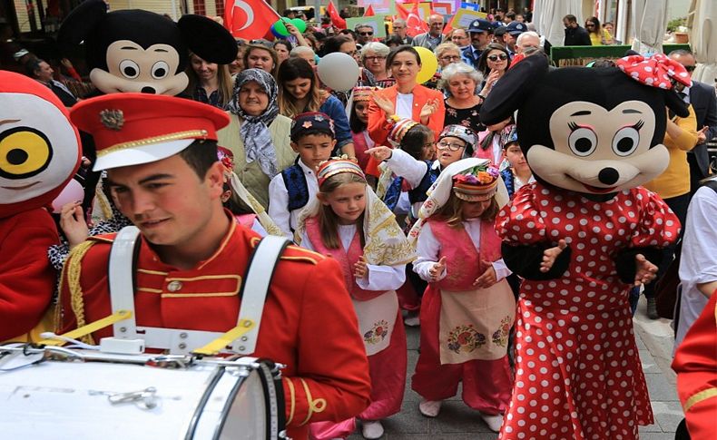 23 Nisan Selçuk'ta bir başka güzel kutlandı