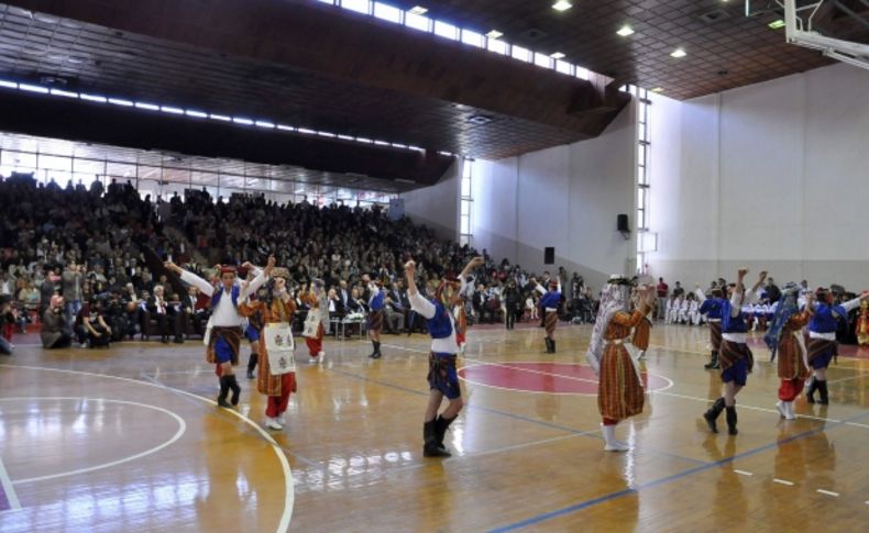 23 Nisan Ulusal Egemenlik ve Çocuk Bayramı törenlerle kutlanıyor