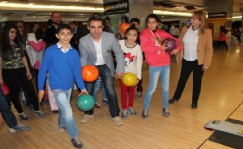 İlk kez bowling oynadılar