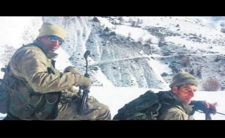 25 yıldır aynı noktada katliam nöbeti tutuyorlar