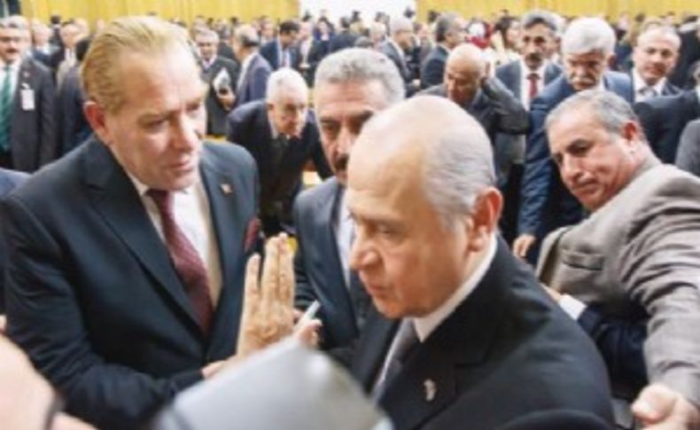 Bahçeli, onunla fotoğraf çektirmedi