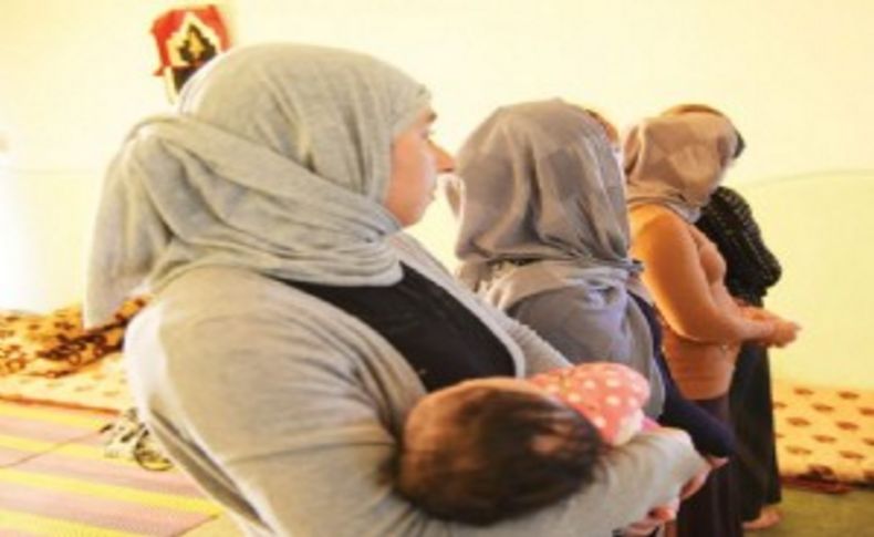 IŞİD'in köle yaptığı kadınlar işkenceyi anlattı!