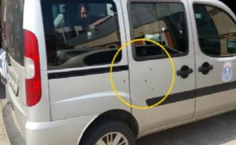 Cezaevi müdürüne kırmızı ışıkta kurşun yağmuru