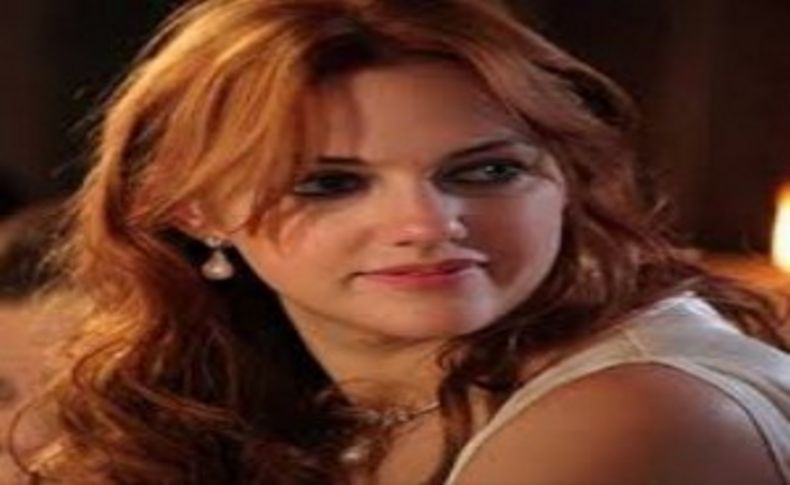 Meryem Uzerli İstanbul’da