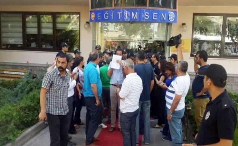 Eğitim-Sen Genel Merkezi'ne polis baskını